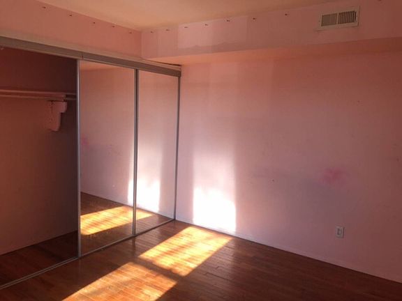 2nd image of 176 Artist Lake Dr