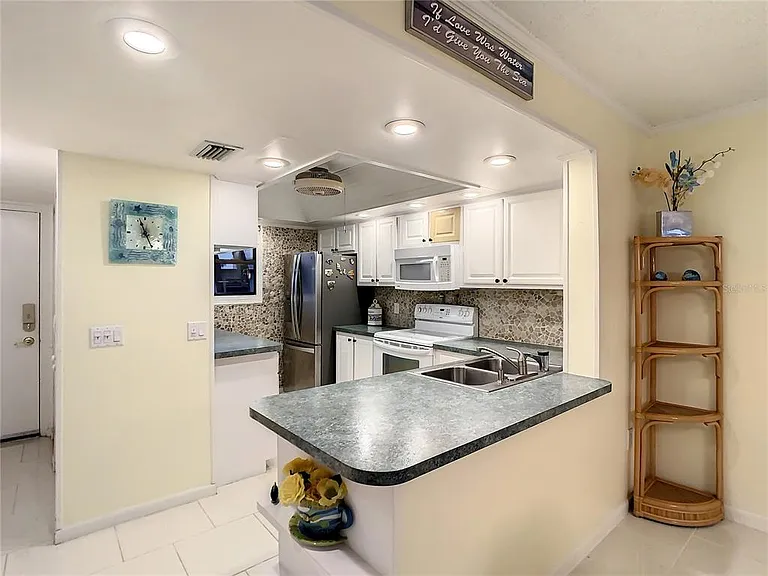 18304 Gulf Blvd #116 — Photo 18