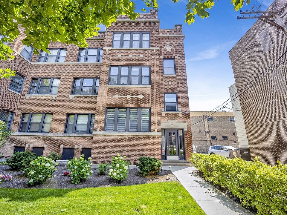 1st image of 4013 N Southport Ave #1