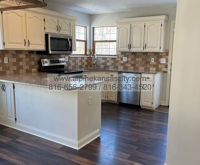 8116 NW 80th St — Photo 10