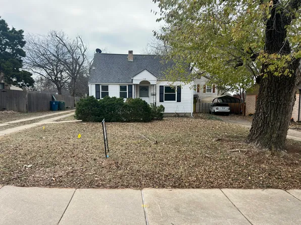 224 E 7th St, Edmond, OK 73034