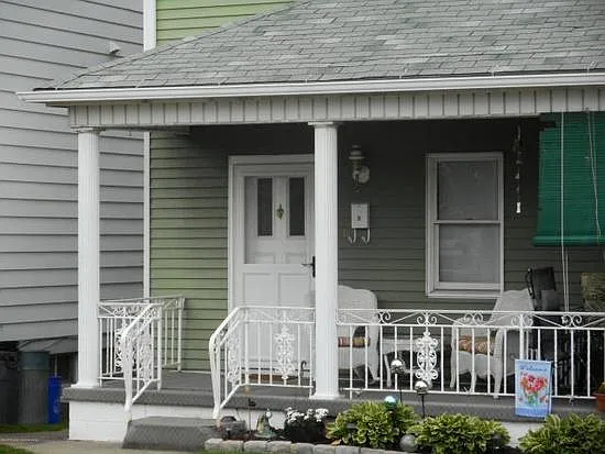 3006 Colliery Ave