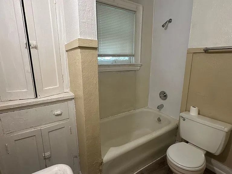 412 SE 15th- Four Plex — Photo 7