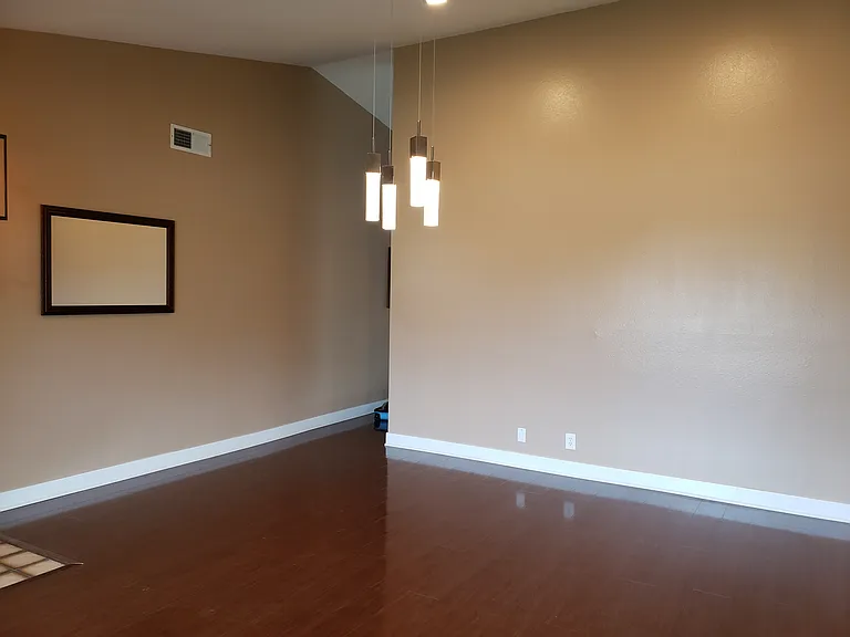 21110 Lycoming St — Photo 29