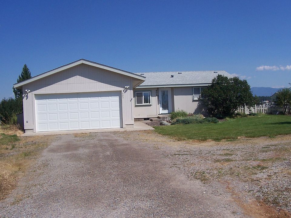 1st image of 605 Lost Creek Dr