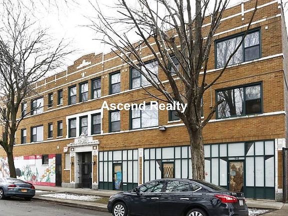 5th image of 7854 S Ellis Ave APT 301