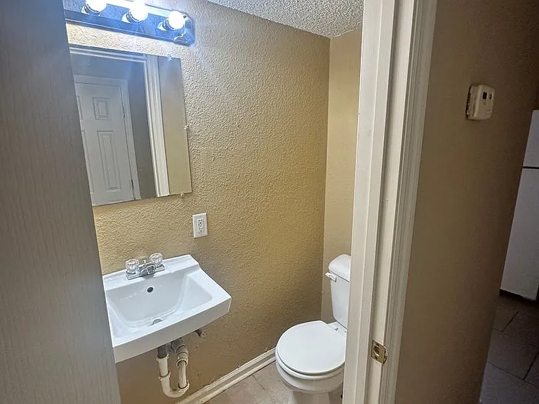 1305 Breckenridge Dr #9 — Photo 7