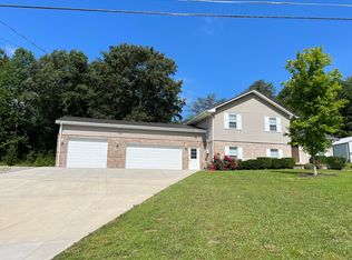 41 Penny Ln, Albany, KY 42602