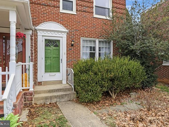 4th image of 71 Hershey Ave