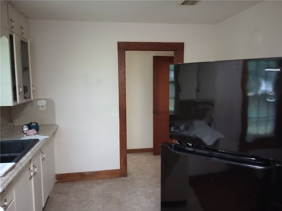 3rd image of 39145 Highway 23