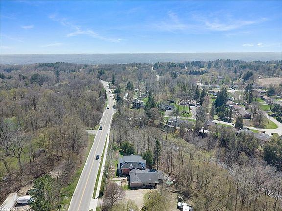 4th image of 311 Brock Rd