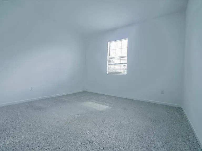 1194 Boardwalk Pl — Photo 9