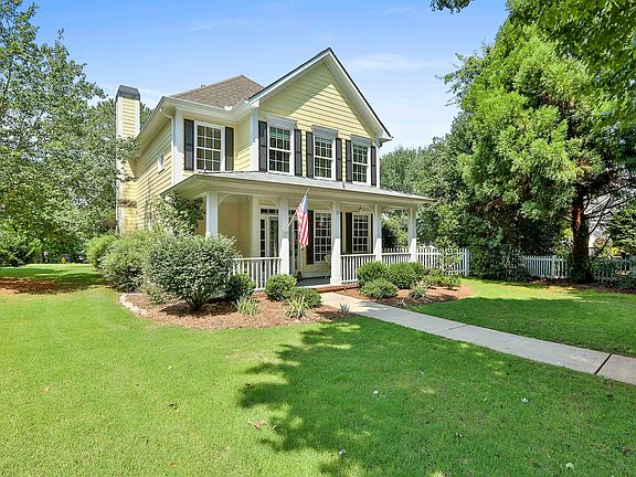 4th image of 29 Pickett Pl