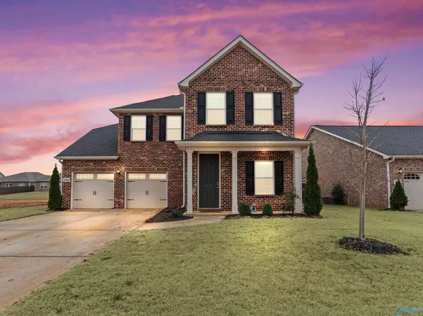 16560 Demi Dr, Athens, AL 35613