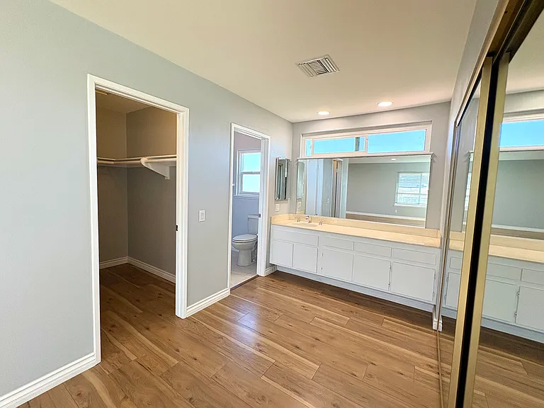 9256 Crocus Ave — Photo 17
