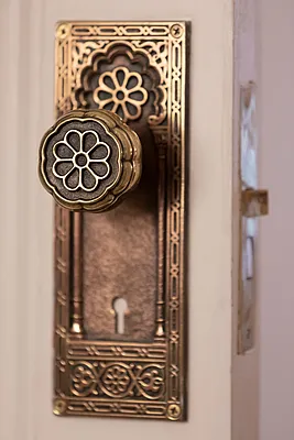 Sold by Corcoran | media 28