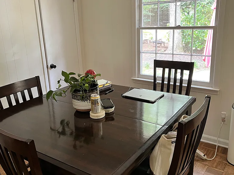 1000 Lindy Cir — Photo 4