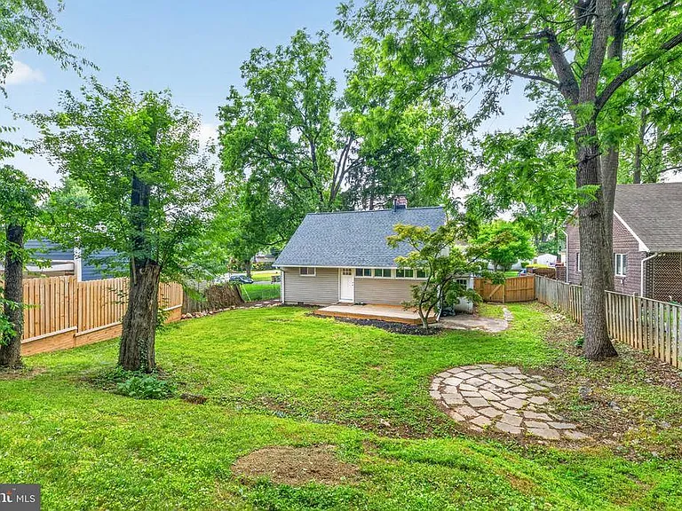 303 Nimitz Ave — Photo 28