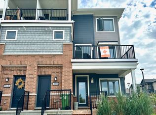 860 Atlas Ter, Ottawa, ON K2V 0S3