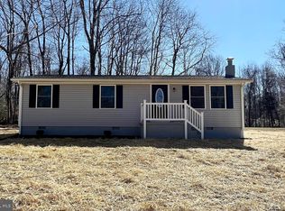 8433 Comorn Rd, King George, VA 22485