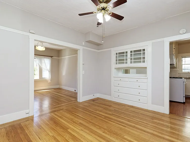 6366 Racine St — Photo 5