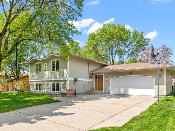 215 E Custer St, Litchfield, MN 55355