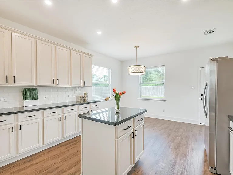 15203 Lake Powell Dr — Photo 10