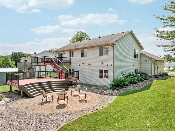 3rd image of 1512 Pond View Ct