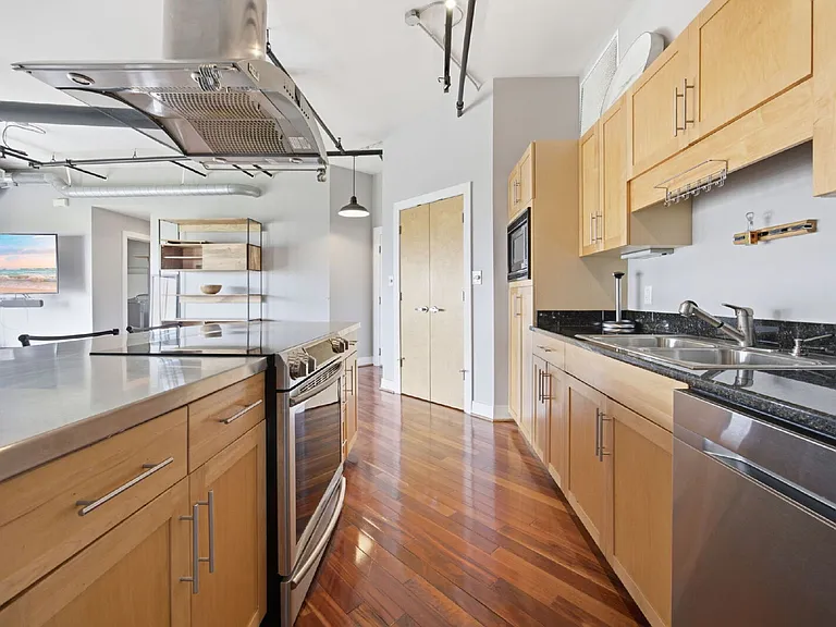 500 Granby St #5A — Photo 15