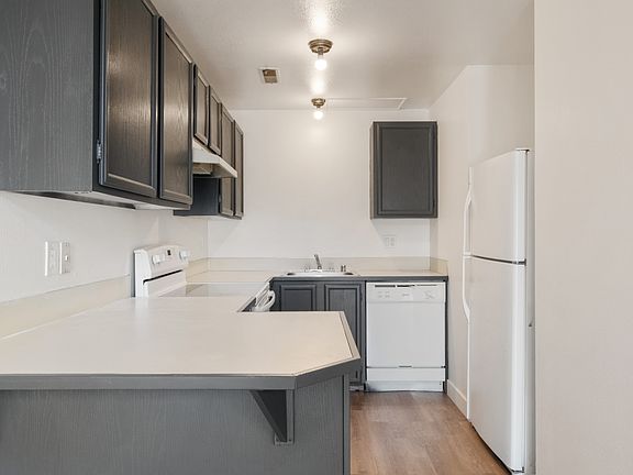 3rd image of 9817 52nd St W #A