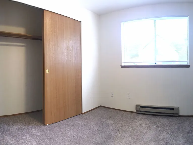 The Shannon Apartments — Photo 25