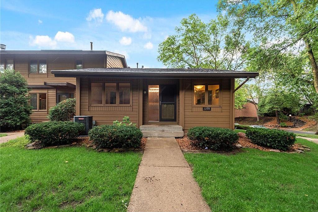 1295 Brighton Sq, New Brighton, MN 55112 Zillow