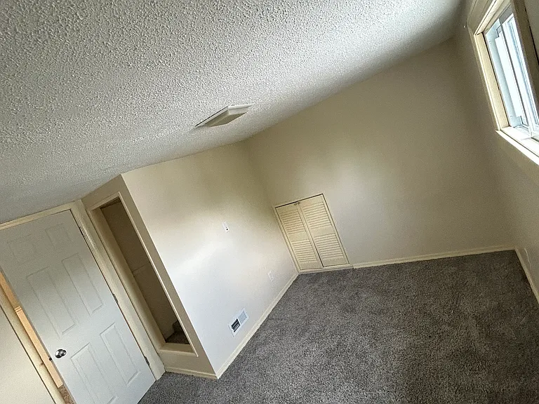4796 N Bailey Ave — Photo 14