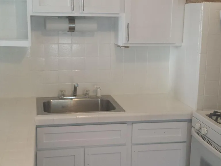 3332 Ravena Ave — Photo 8