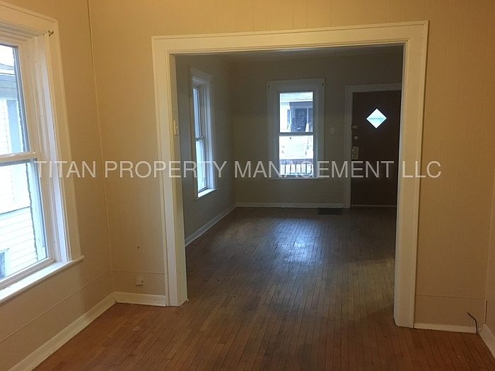 2nd image of 138 3rd St