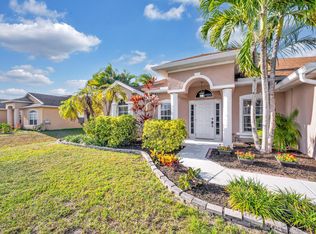 671 SW Hoffenberg Ave, Port Saint Lucie, FL 34953