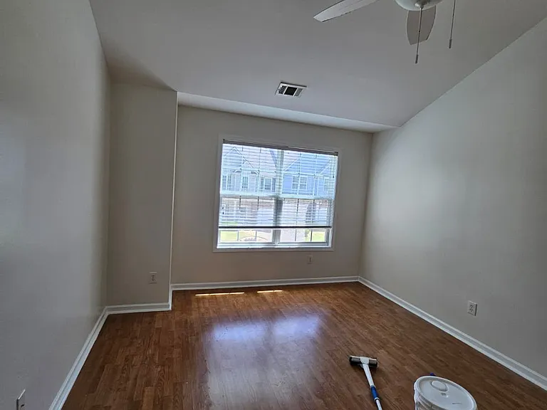2369 Suwanee Pointe Dr — Photo 14