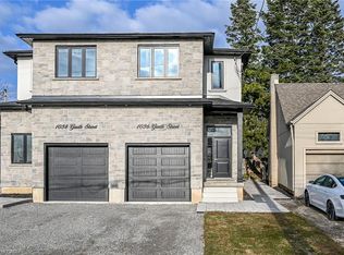1036 Garth St, Hamilton, ON L9C4L2