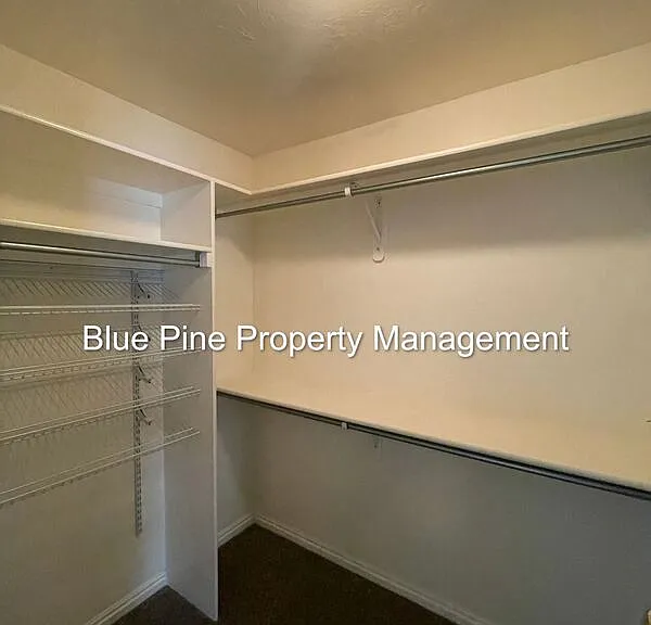 1156 Matchpoint Dr — Photo 17