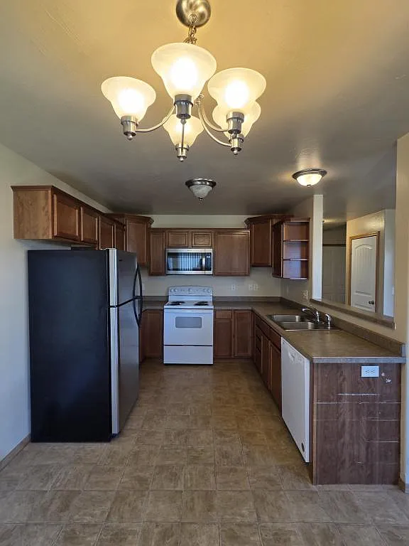 3733 Beechnut St #4 — Photo 2