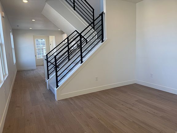5th image of 10997 S Freestone Rd W #110