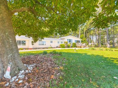 215 Riverside Dr, Deltaville, VA, 23043