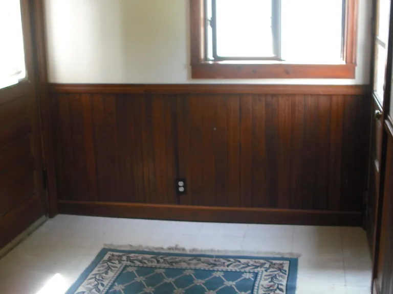 343 Main St — Photo 2