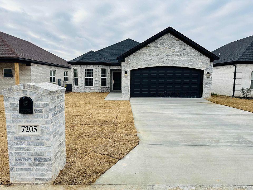 1st image of 7205 Stonehenge Dr