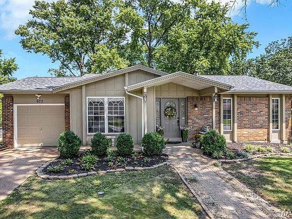 3rd image of 673 Lemonwood Dr