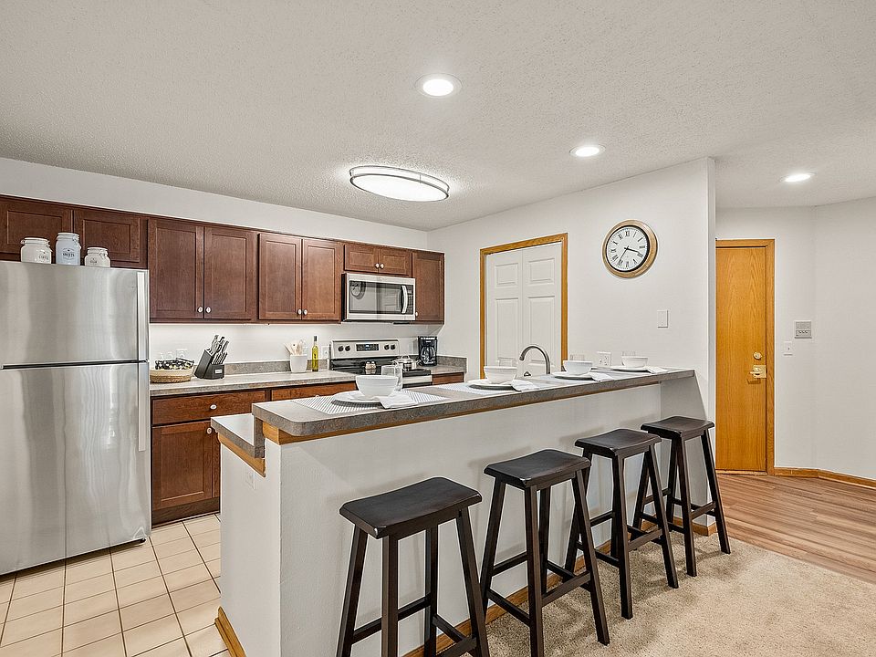 Riverwood Apartments Kitchen