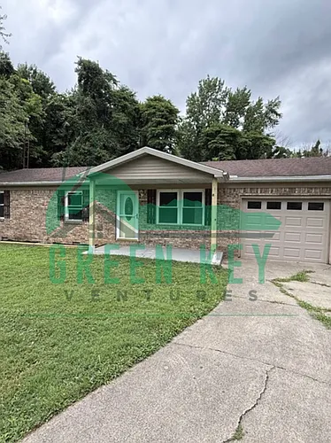 6866 Maple Heights Dr Photo 1