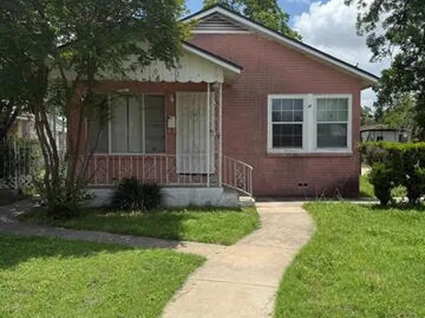 1940 Schley Ave, San Antonio, TX 78210