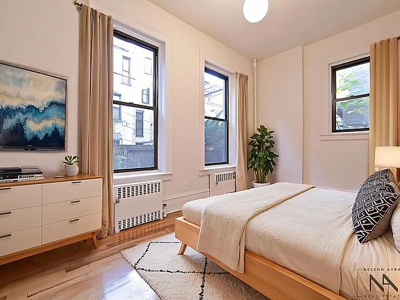4th image of 886 Union St APT 2B