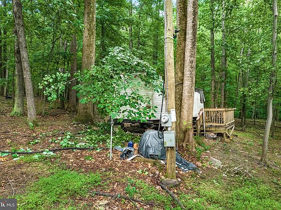 4th image of Mountain Dew Ln